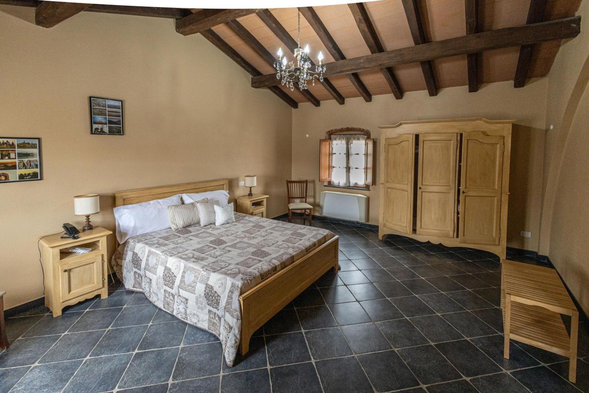Albergo La Luna Сарцана Экстерьер фото