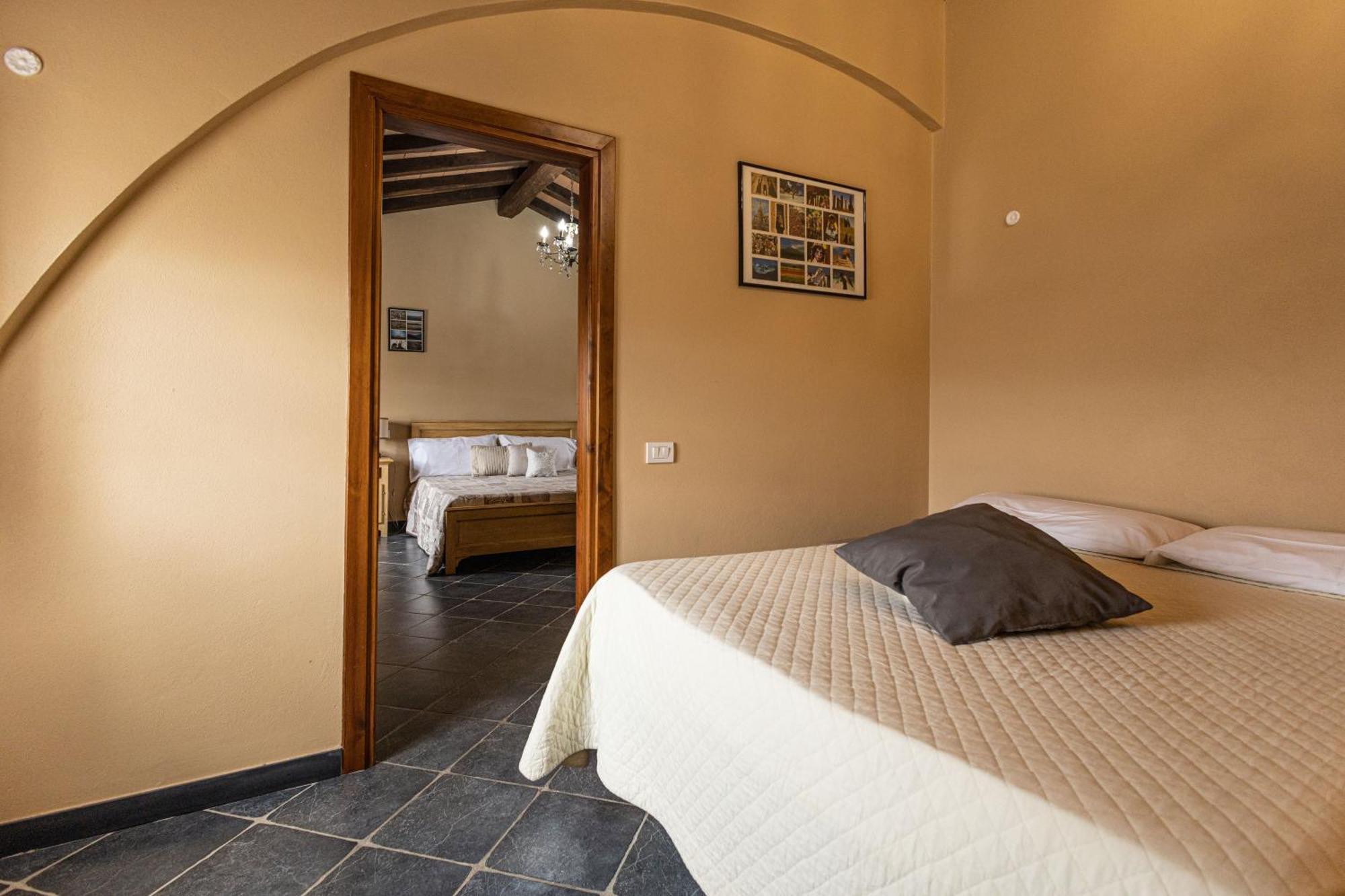 Albergo La Luna Сарцана Экстерьер фото
